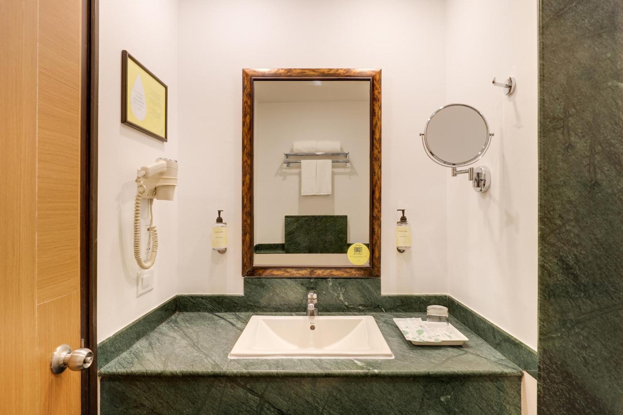 Lemon Tree Hotel Chandīgarh 외부 사진